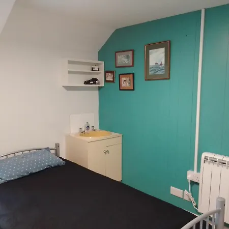 Dolphins Backpackers Hostal Tintagel